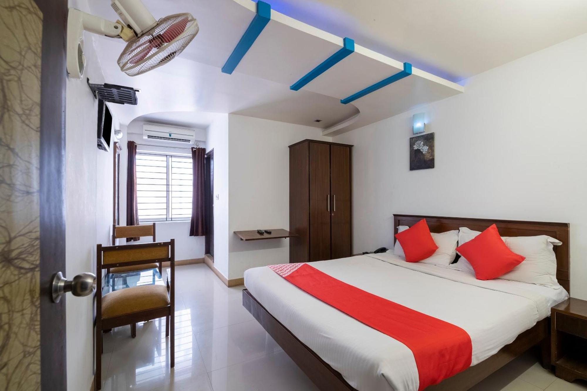71863 The Red Velvet Opposite Novel Office Marathahalli Bridge. Бангалор Экстерьер фото